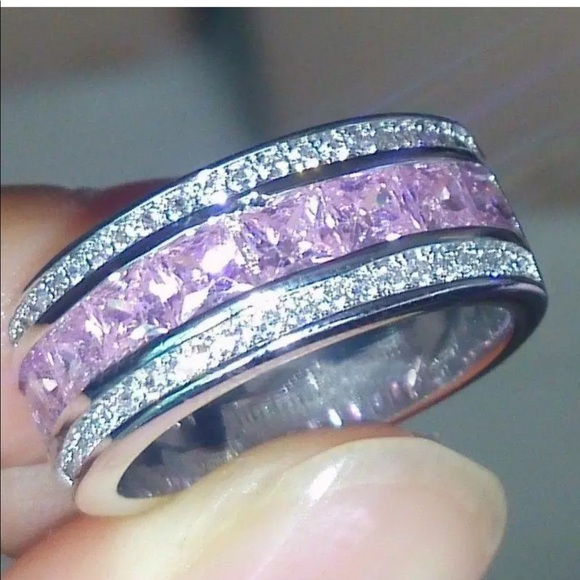 Jewelry - Pink silver engagement wedding band